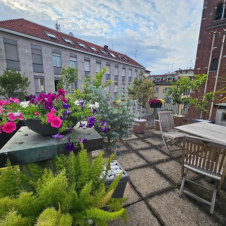 Exclusive Top Floor 2-Bedroom Flat Milano Dış mekan fotoğraf