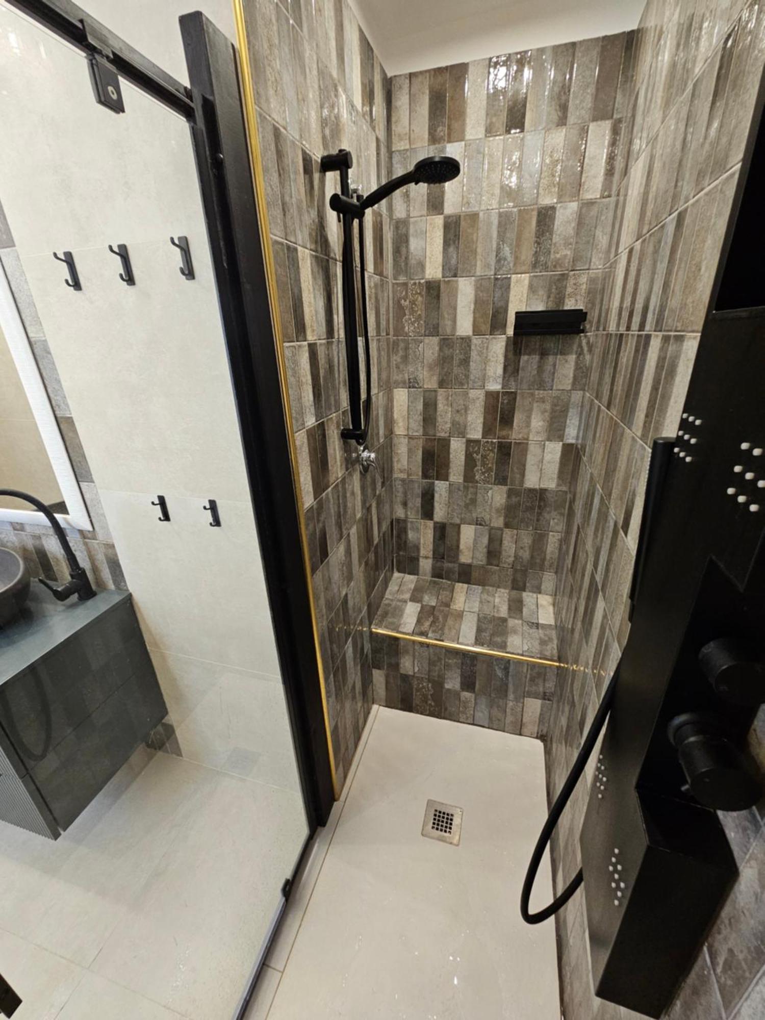 Exclusive Top Floor 2-Bedroom Flat Milano Dış mekan fotoğraf