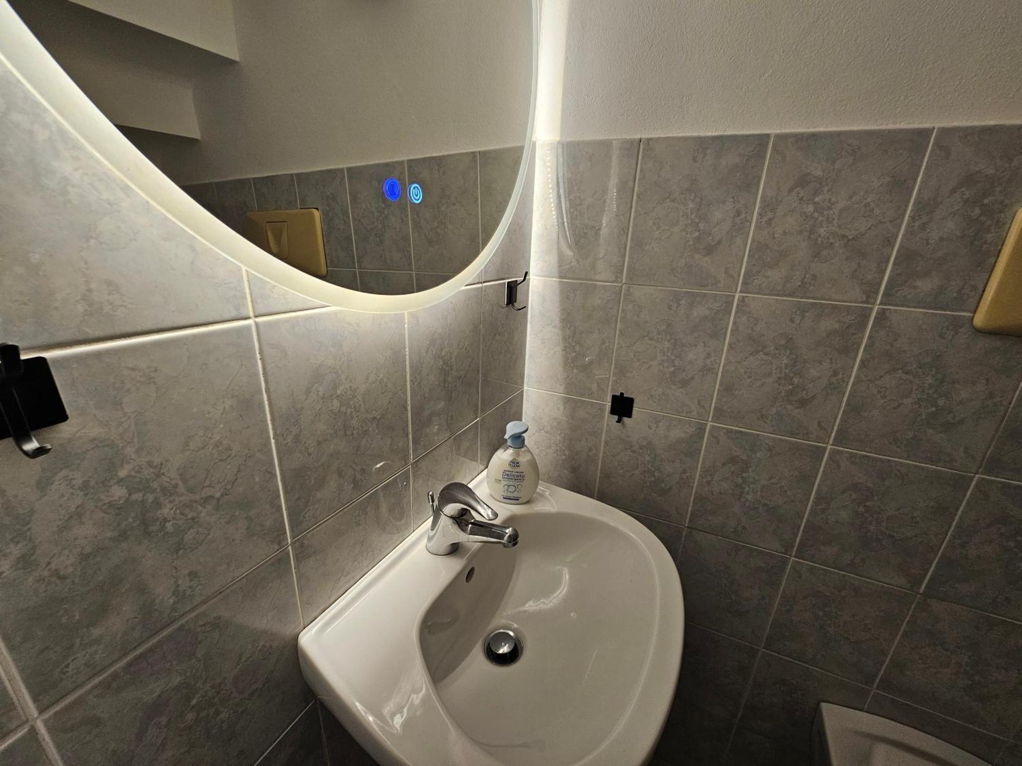 Exclusive Top Floor 2-Bedroom Flat Milano Dış mekan fotoğraf